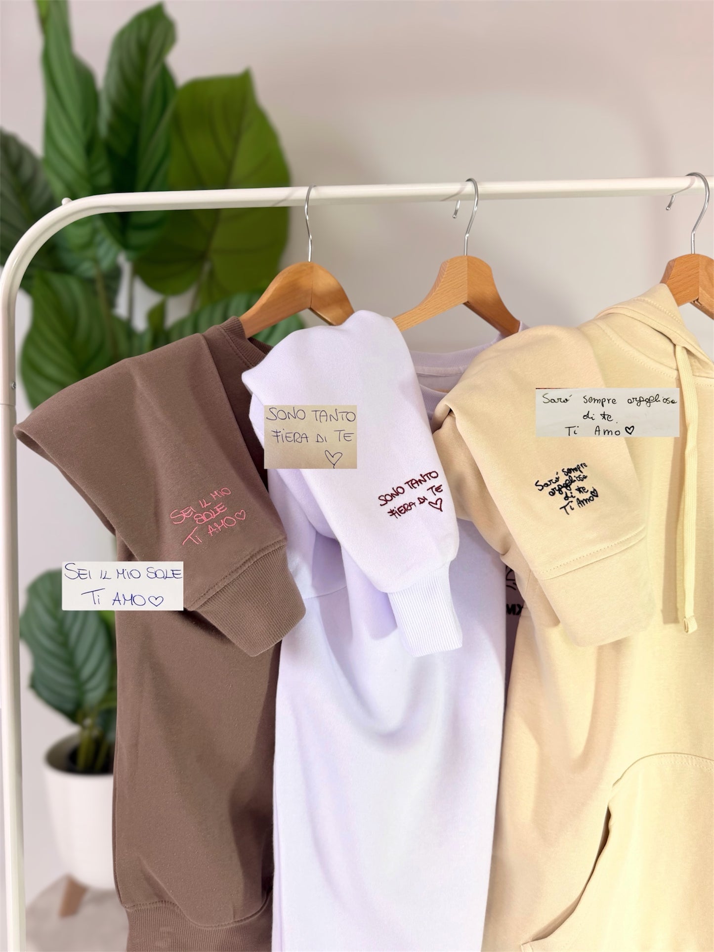 Felpa con dedica personalizzata nella manica - UNISEX