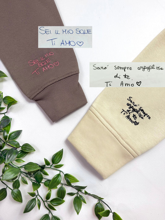 Felpa con dedica personalizzata nella manica - UNISEX